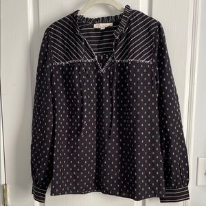 Chic Black and White Loft Blouse